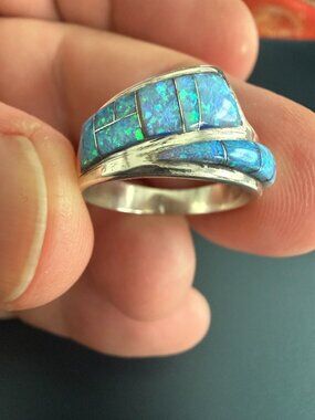 Southwestern Style 925 Sterling Silver Inlay Opal size 8